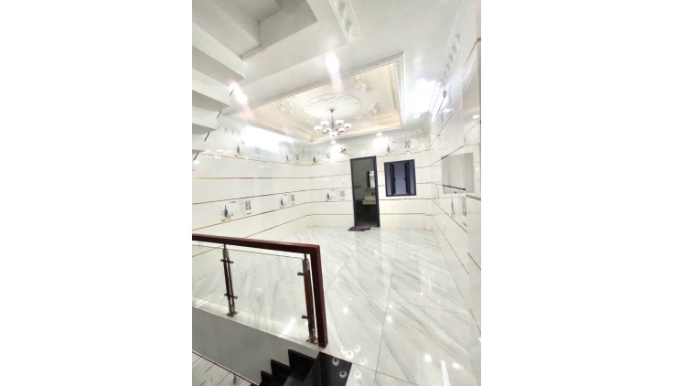 NHÀ 1/ LÊ VĂN QUỚI, 5 TẦNG 4PN, HẺM 7M SÁT MẶT TIỀN, 56M2, SỔ VUÔNG GIÁ 7.5 TỶ